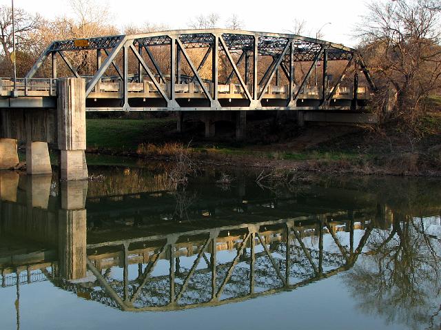c0290 University Drive bridge 